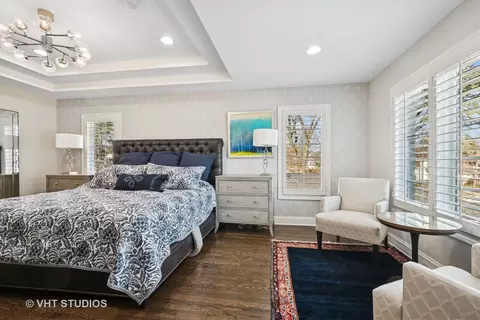 Bedroom - 2139 Center Ave, Northbrook, IL 60062 photo 1 of 4