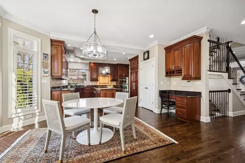 Dining - 2139 Center Ave, Northbrook, IL 60062 photo 5 of 6