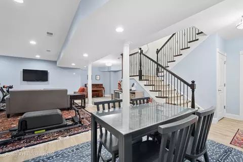 Dining - 2139 Center Ave, Northbrook, IL 60062 photo 6 of 6