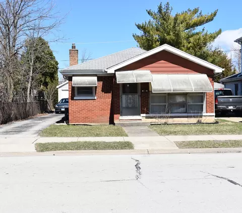 8740 45th St, Lyons, IL 60534