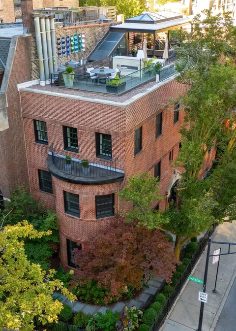 1224 N Astor St, Chicago, IL 60610