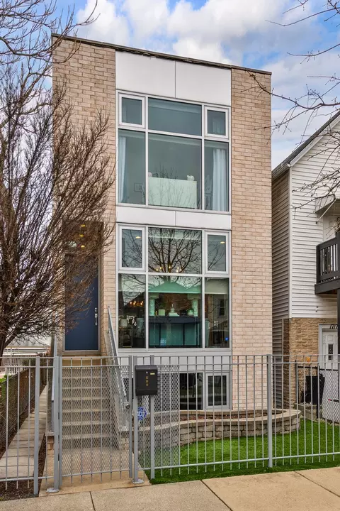1719 N Richmond St, Chicago, IL 60647
