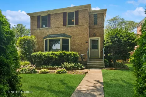 212 N Russel St, Mount Prospect, IL 60056
