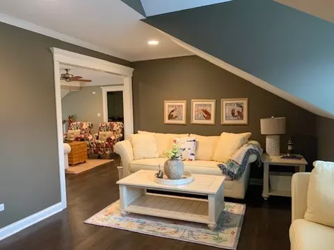 Living - 1829 Rizzi Ln, Bartlett, IL 60103 photo 5 of 6