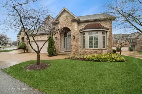 1829 Rizzi Ln, Bartlett, IL 60103