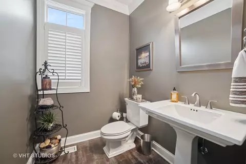 Bath - 1829 Rizzi Ln, Bartlett, IL 60103 photo 1 of 5