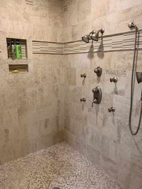 Bath - 1829 Rizzi Ln, Bartlett, IL 60103 photo 5 of 5