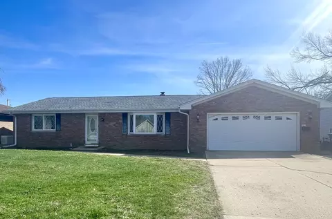 1011 W 3rd St, Spring Valley, IL 61362