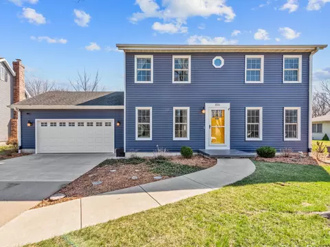 816 Janet St, Sycamore, IL 60178