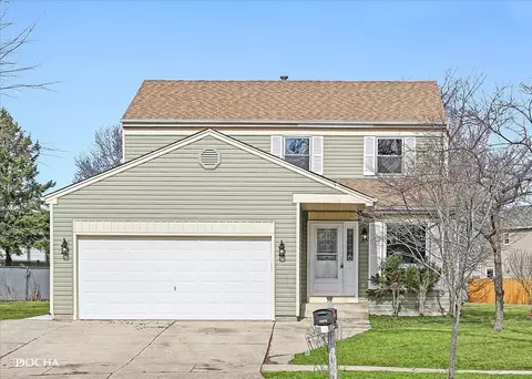 2 S070 Waltham Ct, Warrenville, IL 60555