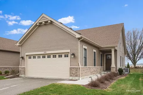 530 Sudbury Cir, Oswego, IL 60543