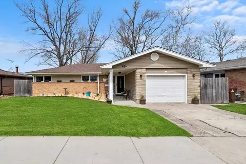 472 Lakewood Blvd, Park Forest, IL 60466