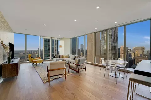Living - 363 E Wacker Dr #4201, Chicago, IL 60601 photo 2 of 6