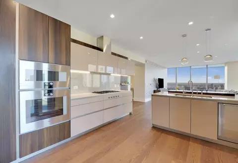 Kitchen - 363 E Wacker Dr #4201, Chicago, IL 60601 photo 1 of 4