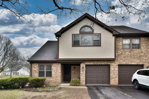 702 Dorset Cir, Wheeling, IL 60090