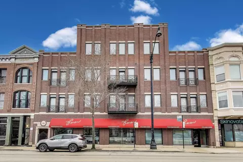 2626 N Lincoln Ave #203, Chicago, IL 60614