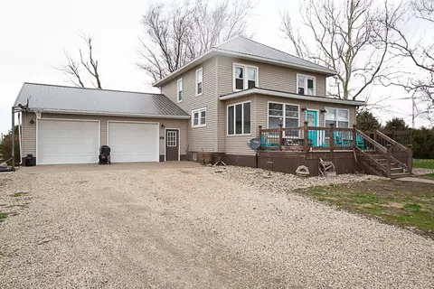 568 E 1500 North Rd, Flanagan, IL 61740