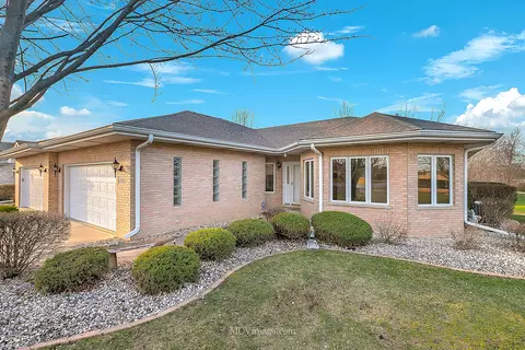 10810 Pamela Ln, Orland Park, IL 60467