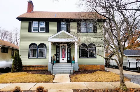 312 Hull Ct, Waukegan, IL 60085