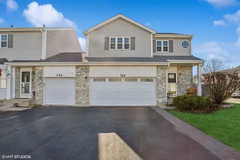 708 Honeytree Dr, Romeoville, IL 60446