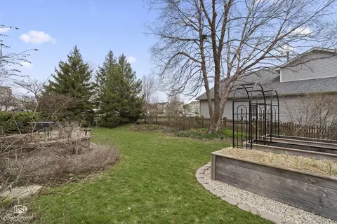 Exterior - 2704 Discovery Dr, Plainfield, IL 60586 photo 3 of 5