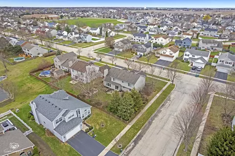 View/Area - 2704 Discovery Dr, Plainfield, IL 60586 photo 5 of 9