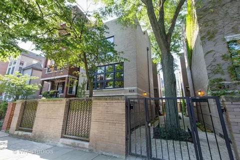 925 W Wrightwood Ave #B, Chicago, IL 60614