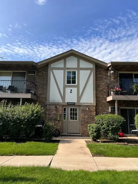 16 W535 79th St #208, Willowbrook, IL 60527