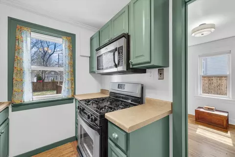 Kitchen - 508 S Edwin St, Champaign, IL 61821 photo 4 of 5
