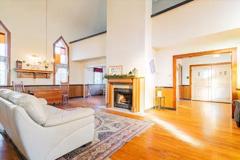 Other - 269 Chicago St, Dewitt, IL 61735 photo 2 of 11