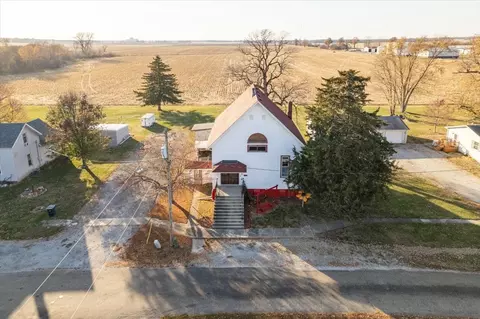 View/Area - 269 Chicago St, Dewitt, IL 61735 photo 1 of 2