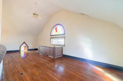 Living - 269 Chicago St, Dewitt, IL 61735 photo 3 of 3
