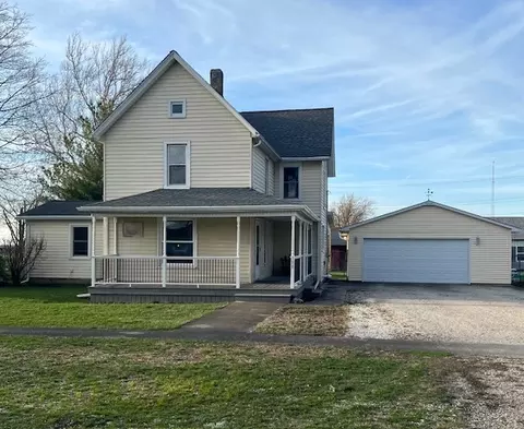 108 W Palmer St, Thawville, IL 60968