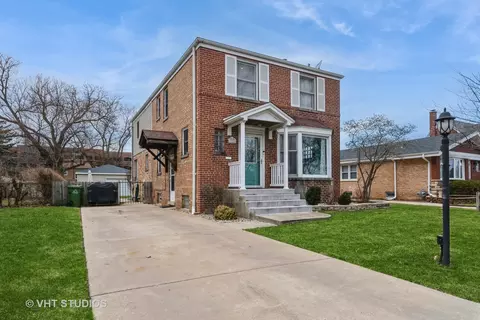 9524 S 50th Ct, Oak Lawn, IL 60453