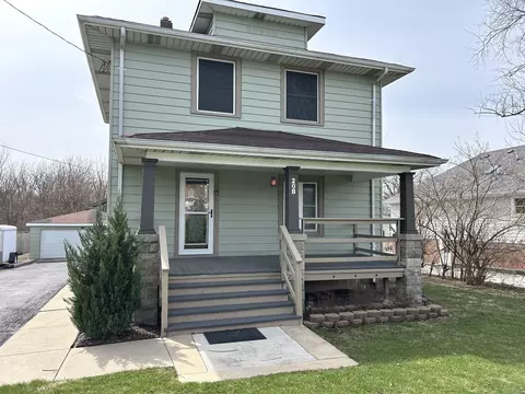 208 W South St, Peotone, IL 60468
