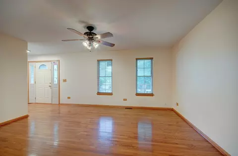 Living - 5615 Cider Grove Ct, Plainfield, IL 60586 photo 2 of 6