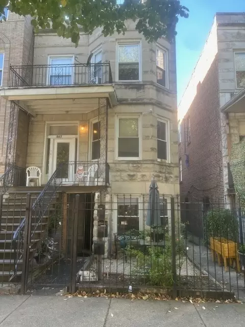 642 N Avers Ave, Chicago, IL 60624