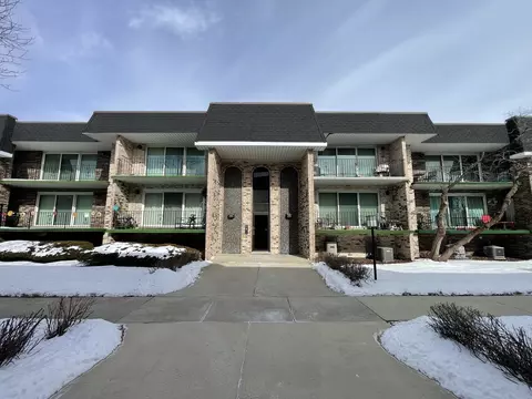 9140 S Pulaski Rd #2W, Oak Lawn, IL 60453