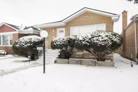 9048 S Luella Ave, Chicago, IL 60617
