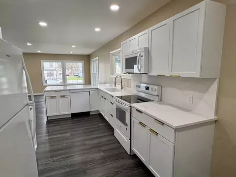 777 N Kennedy Dr, Kankakee, IL 60901 photo 2