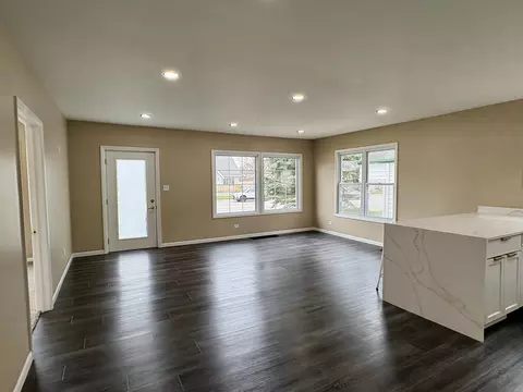 777 N Kennedy Dr, Kankakee, IL 60901 photo 3