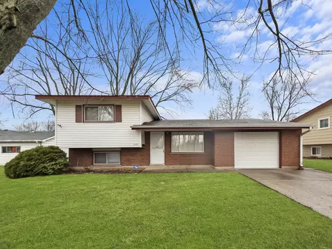 242 Hickory St, Park Forest, IL 60466