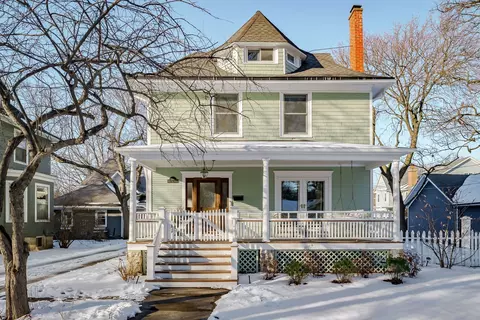 611 W Elm Ave, La Grange, IL 60525