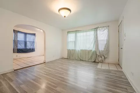 Living - 15731 St Louis Ave, Markham, IL 60428 photo 5 of 5