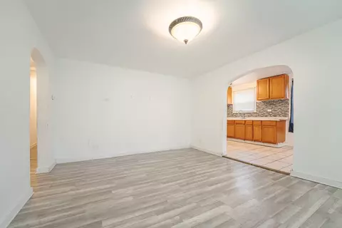 Living - 15731 St Louis Ave, Markham, IL 60428 photo 4 of 5
