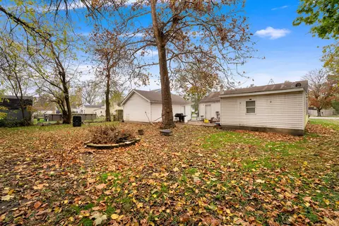 Exterior - 15731 St Louis Ave, Markham, IL 60428 photo 3 of 4