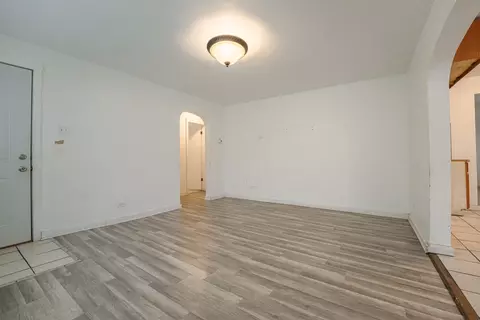 Living - 15731 St Louis Ave, Markham, IL 60428 photo 3 of 5