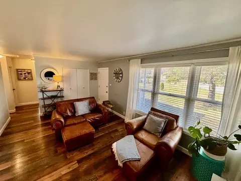 Living - 2106 Quail Ct, Rolling Meadows, IL 60008 photo 2 of 2