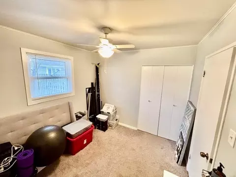 Bedroom - 2106 Quail Ct, Rolling Meadows, IL 60008 photo 2 of 3