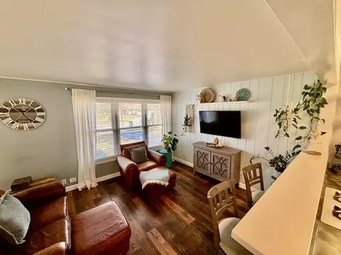 Living - 2106 Quail Ct, Rolling Meadows, IL 60008 photo 1 of 2